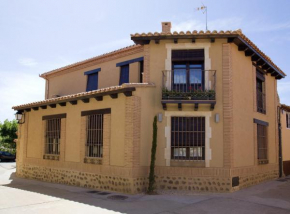 Spacious apartment in Villalpando with city view, 100 m²
